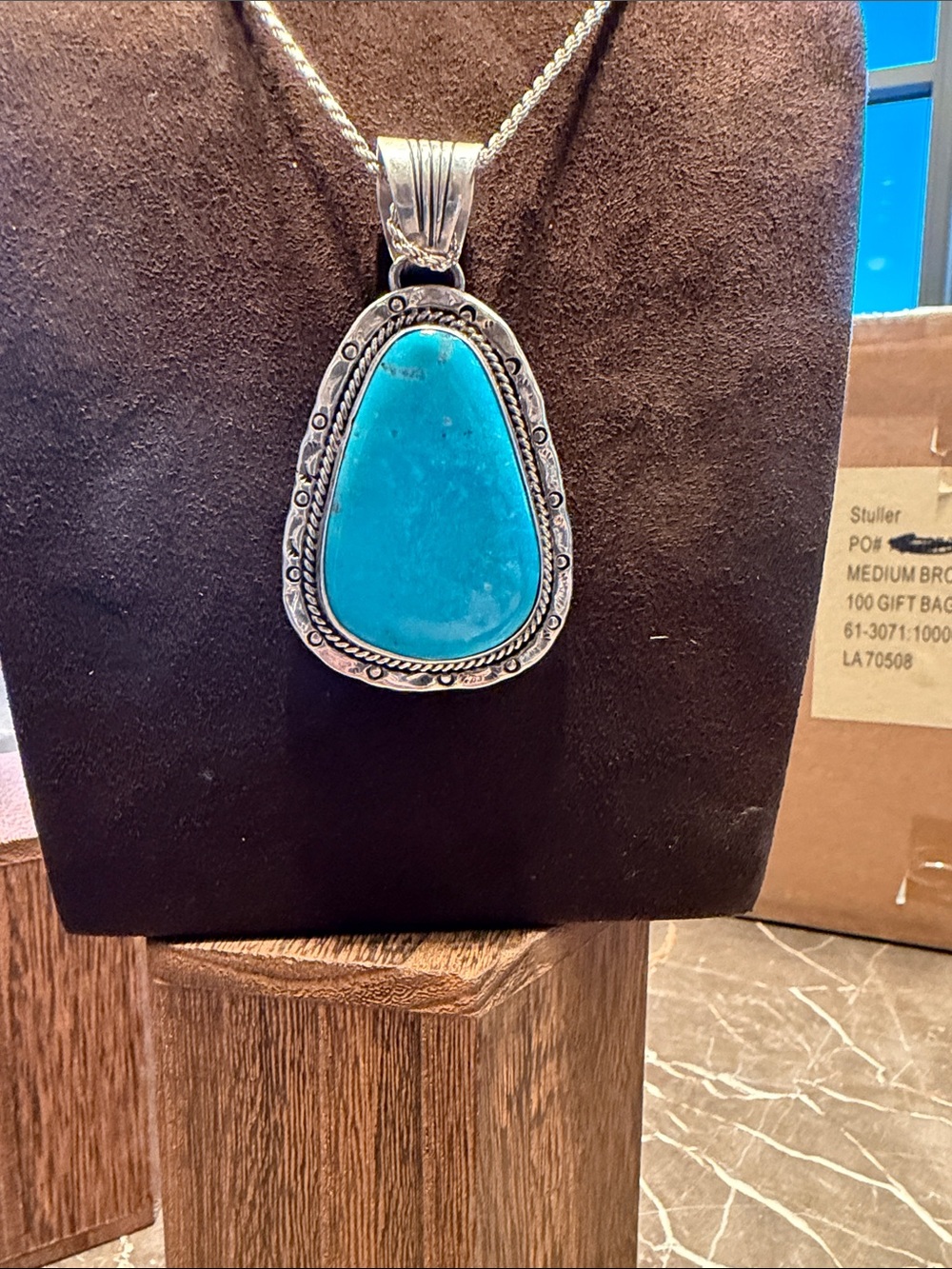 Mega Kingman Vintage Pendant